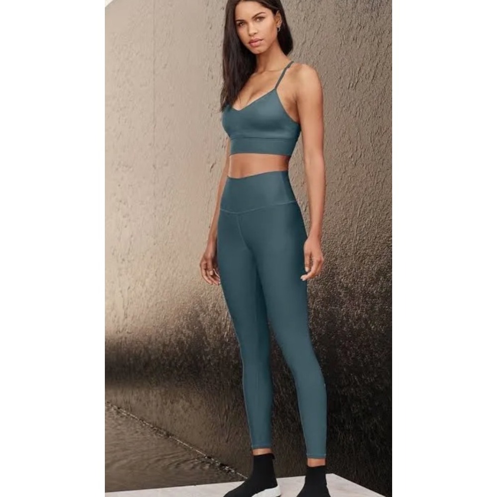 Alo Yoga LAVISH BRA in Deep Jade Size XS